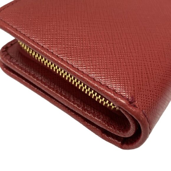 PRADA - Red Saffiano Metal (Leather) Bifold Wallet 400-042825 - Picture 3 of 9